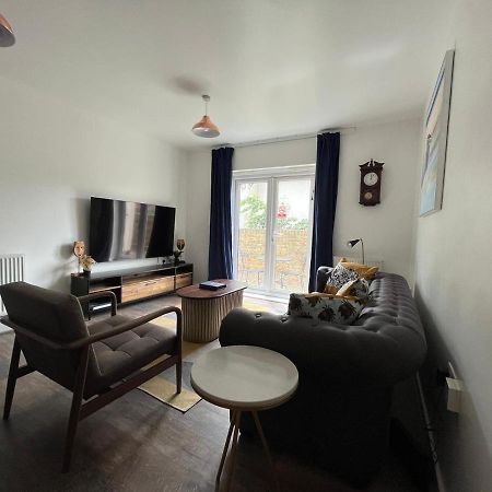 Kent, Dartford Station Apartments المظهر الخارجي الصورة