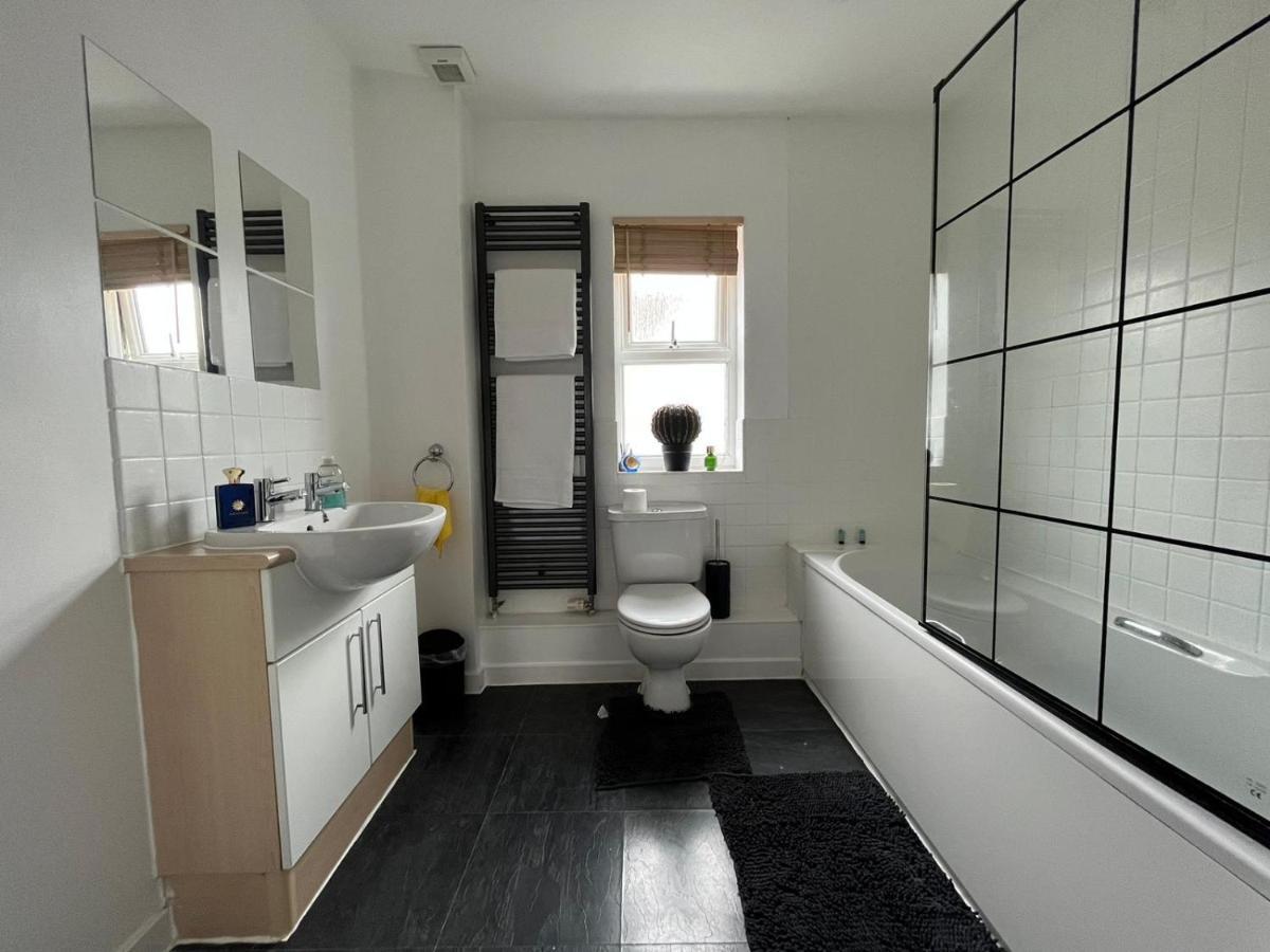 Kent, Dartford Station Apartments المظهر الخارجي الصورة