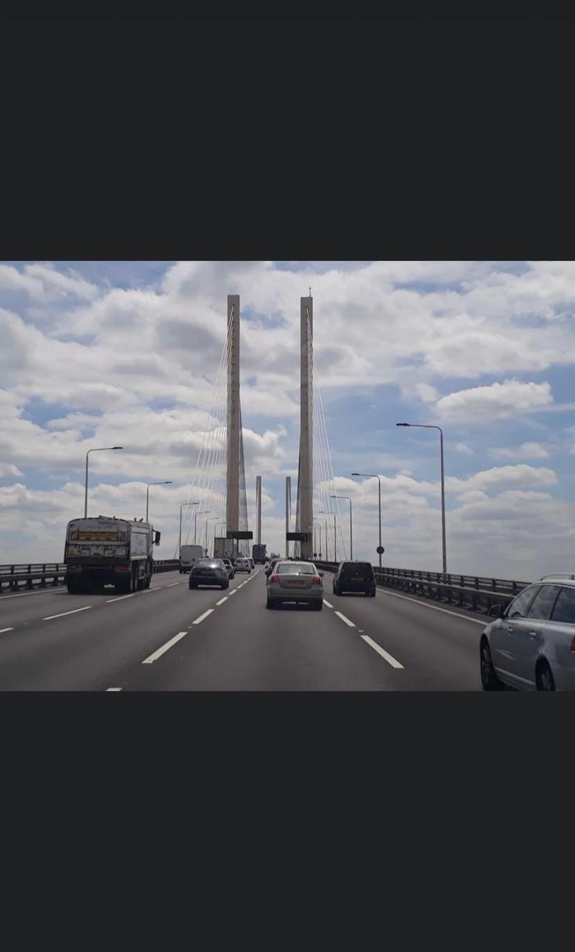 Kent, Dartford Station Apartments المظهر الخارجي الصورة